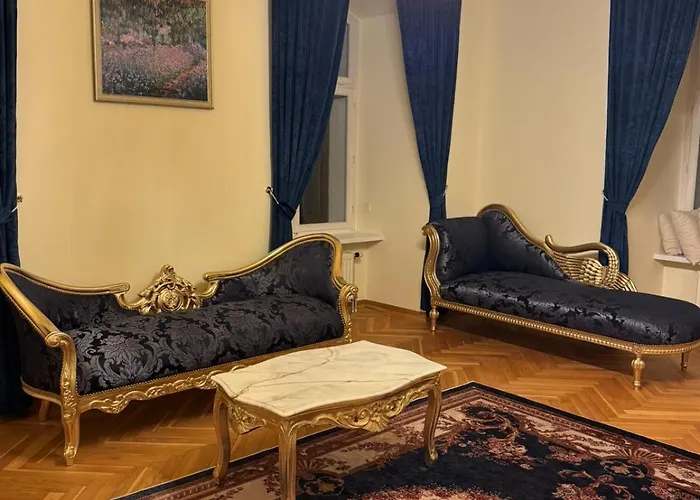 Maerchenhafte Schloss-suite Graefin Silvia Theresia *